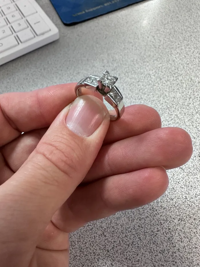 12CTW 14KW DIAMOND RING Crown Jewels Coin Rings