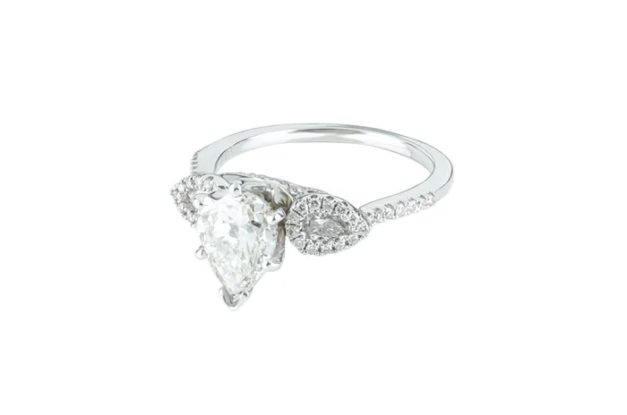 2 ctw GIA Certified Pear Cut Diamond Engagement Ring Crown Jewels Coin Rings