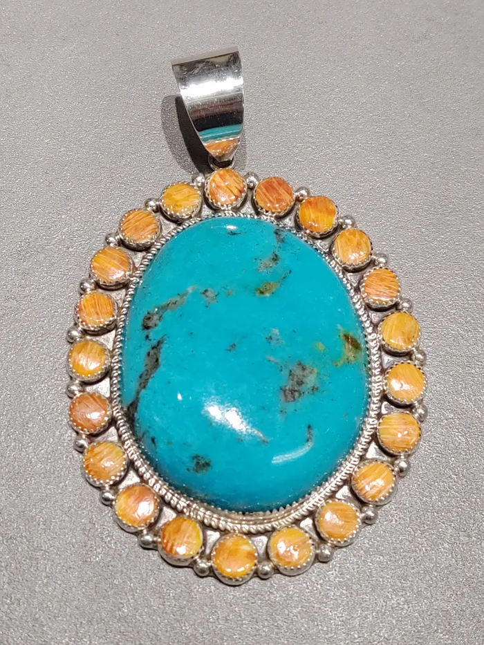 Necklaces Leslie Nez Navajo Spiny Oyster Turquoise Sterling Silver Pendant Handmade Native American Crown Jewels Coin Necklaces Leslie Nez Navajo Spiny Oyster Turquoise Sterling Silver Pendant Handmade Native American Crown Jewels Coin