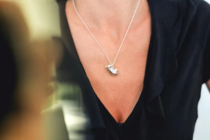 Necklaces sciencejewelry1824 origami heart necklace silver