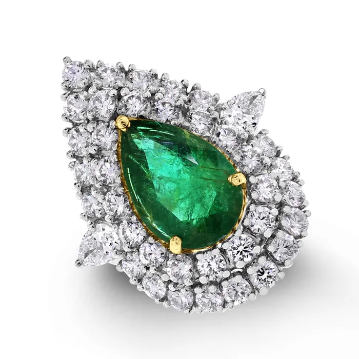 Rings Beauvince Beauvince Yana Pear Emerald Diamond Halo Ring 896 cts Emerald Diamonds in Gold Rings Beauvince Beauvince Yana Pear Emerald Diamond Halo Ring 896 cts Emerald Diamonds in Gold