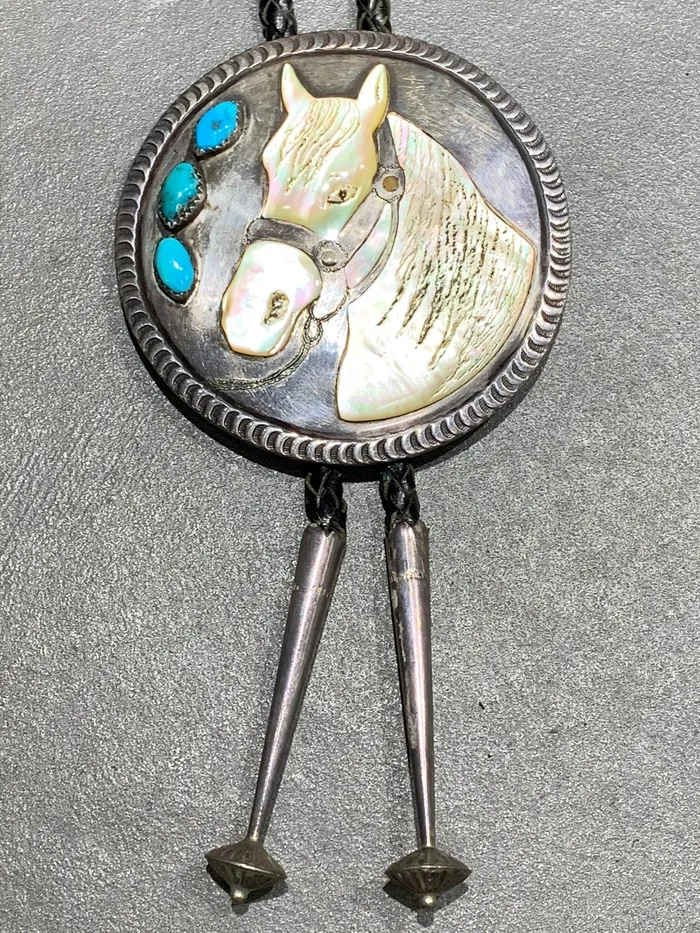 Rings NATIVE AMERICAN VINTAGE NATIVE AMERICAN HORSE BOLO STERLING SILVER
